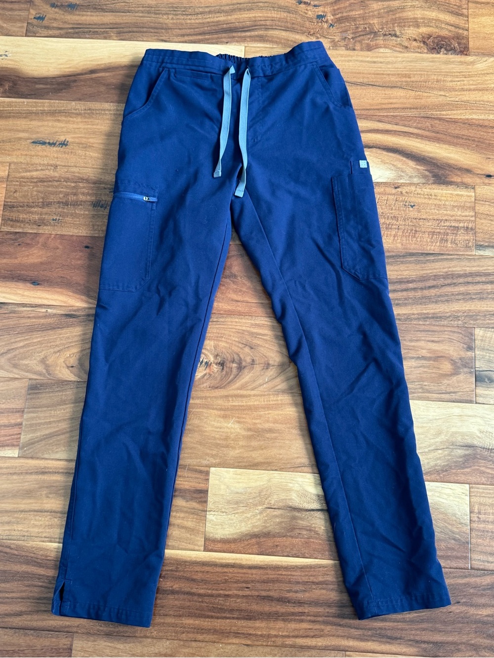 FIGS Women's Yola Skinny Pants Scrub Bottoms Size XS Navy Blue #1616